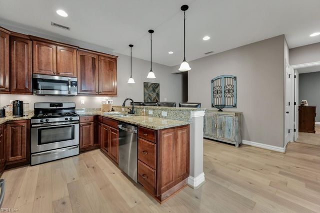 2344 Nottoway LN, Virginia Beach, VA 23456