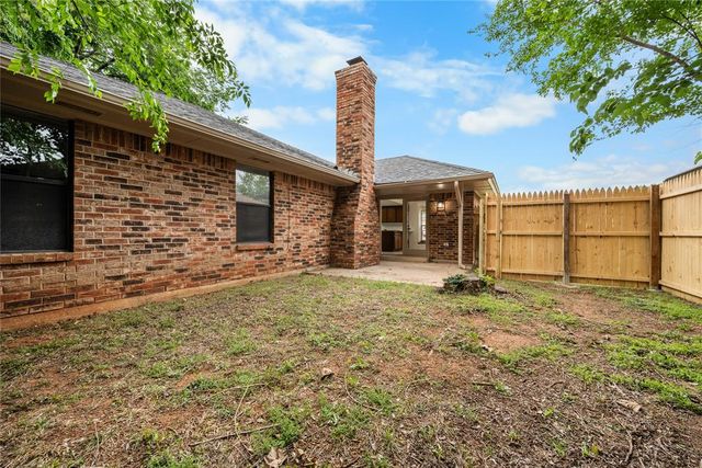 12501 Bannockburn Place, Oklahoma City, OK 73142