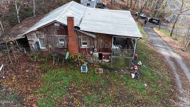 1704 North Main Avenue, Erwin, TN 37650