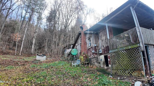 1704 North Main Avenue, Erwin, TN 37650