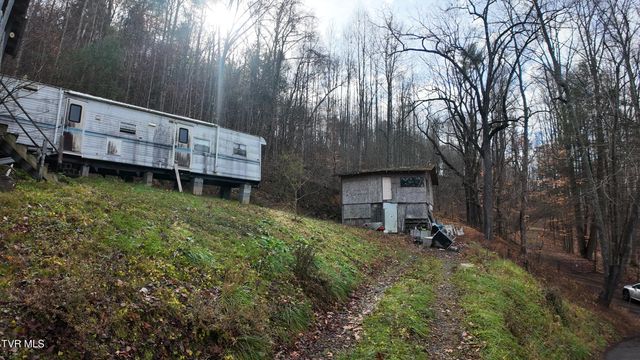 1704 North Main Avenue, Erwin, TN 37650