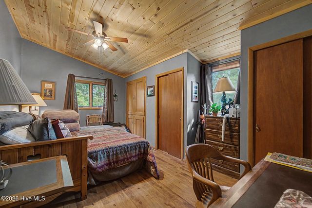 41 Black Bear Court, Robbinsville, NC 28771