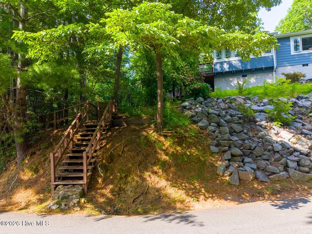 41 Black Bear Court, Robbinsville, NC 28771