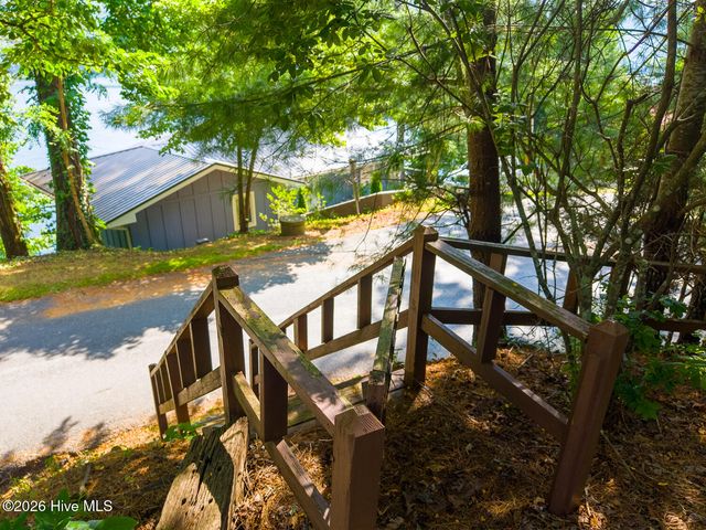41 Black Bear Court, Robbinsville, NC 28771