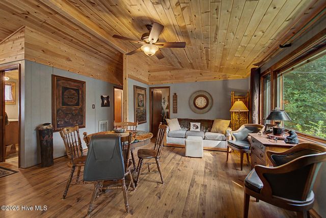 41 Black Bear Court, Robbinsville, NC 28771