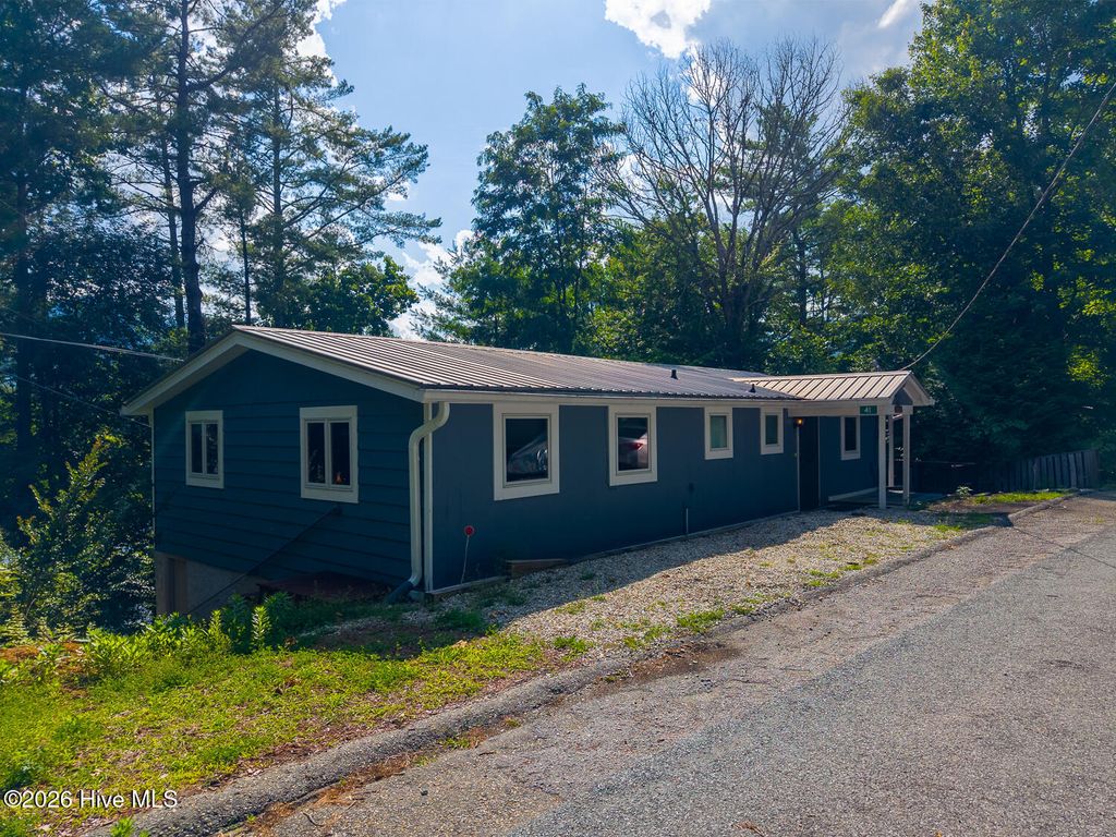 41 Black Bear Court, Robbinsville, NC 28771