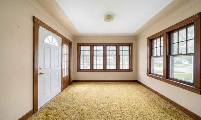 4070 N 16th STREET, Milwaukee, WI 53209