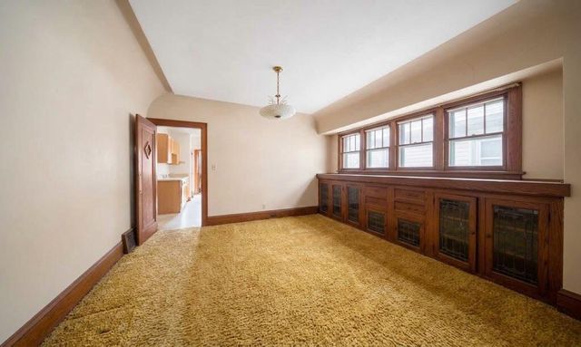 4070 N 16th STREET, Milwaukee, WI 53209