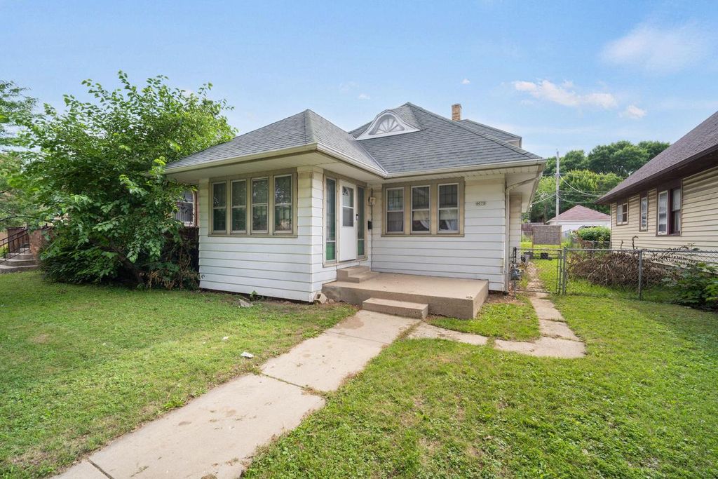 4070 N 16th STREET, Milwaukee, WI 53209
