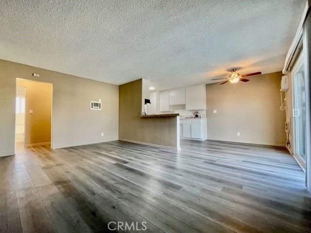 686 E Cottonwood Road E, Palm Springs, CA 92262