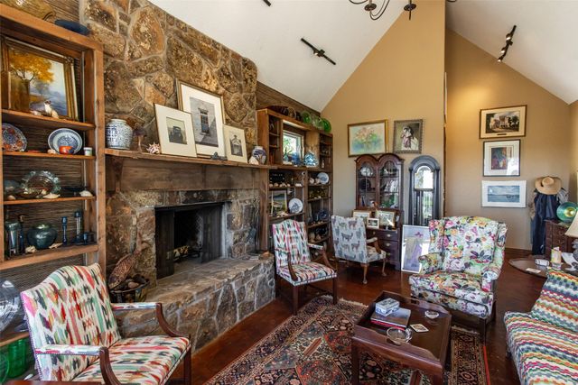 1775 Sunset Mountain Road, Lipan, TX 76462