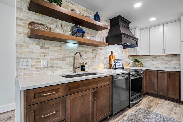 2015 SW 18th Drive, Boynton Beach, FL 33426