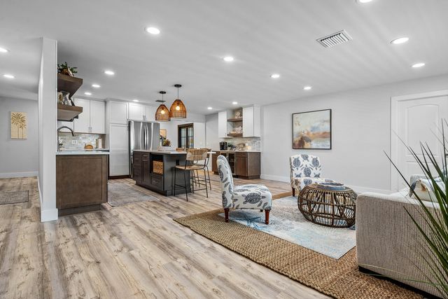 2015 SW 18th Drive, Boynton Beach, FL 33426