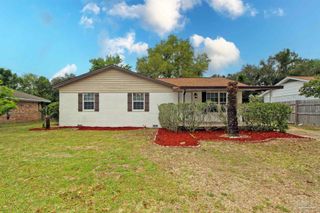 3214 Clemson Rd, Gulf Breeze, FL 32563