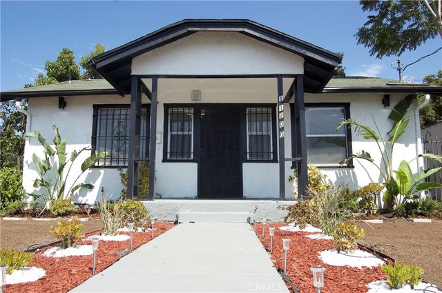 11200 Stanford, Los Angeles, CA 90059