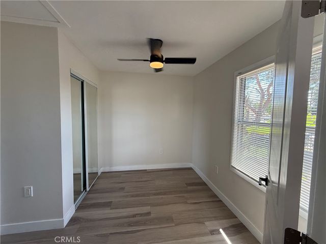 11200 Stanford, Los Angeles, CA 90059