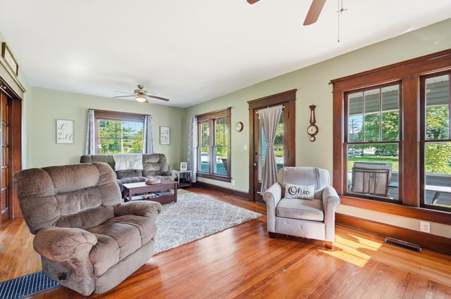 1519 W Market Street, Baltimore, OH 43105