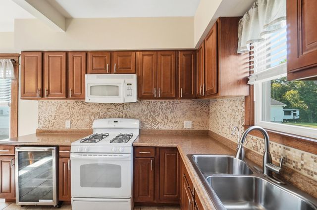 1519 W Market Street, Baltimore, OH 43105