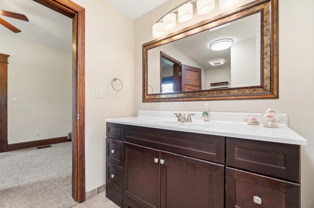 1519 W Market Street, Baltimore, OH 43105