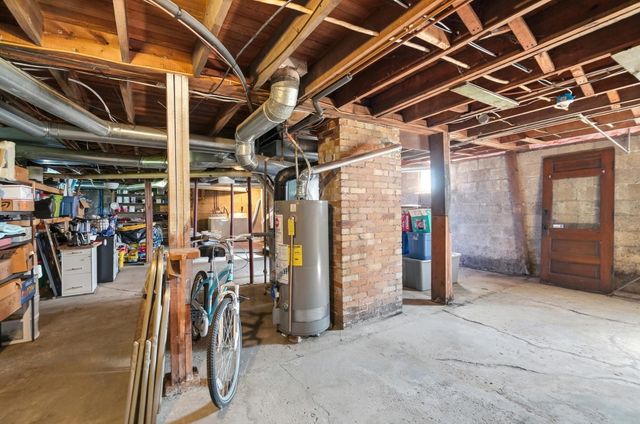 1519 W Market Street, Baltimore, OH 43105