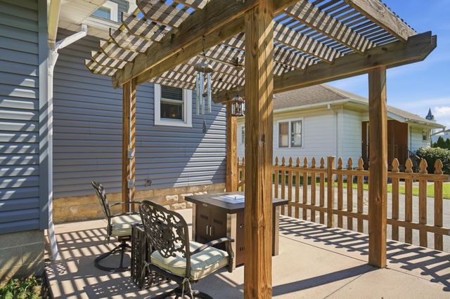 1519 W Market Street, Baltimore, OH 43105