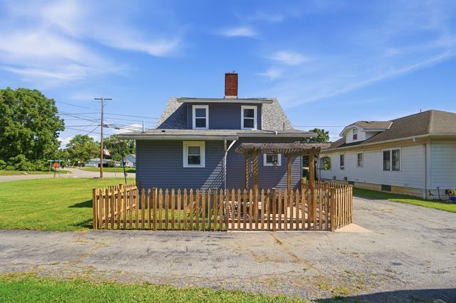 1519 W Market Street, Baltimore, OH 43105