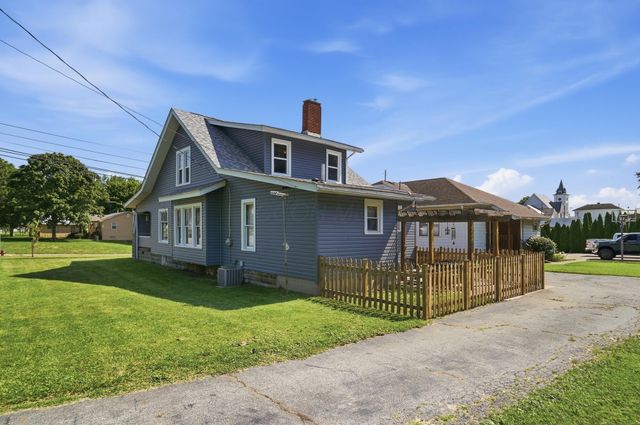 1519 W Market Street, Baltimore, OH 43105