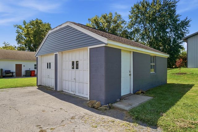 1519 W Market Street, Baltimore, OH 43105