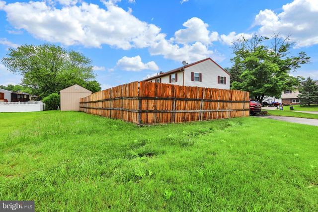 38 BONNIEFIELD CIR, Gettysburg, PA 17325