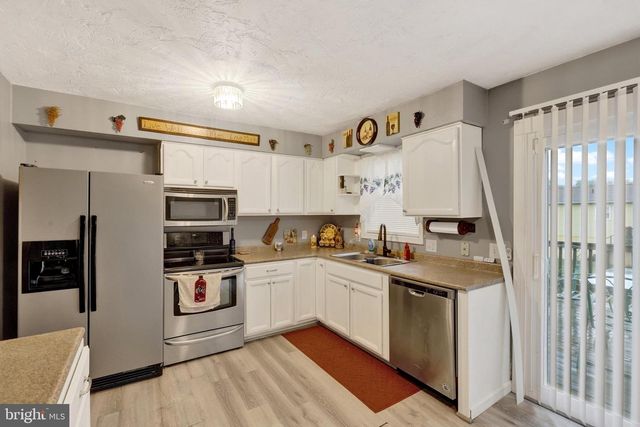 38 BONNIEFIELD CIR, Gettysburg, PA 17325