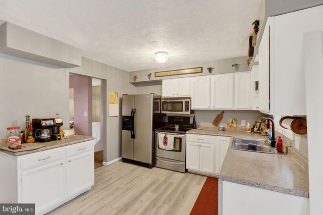 38 BONNIEFIELD CIR, Gettysburg, PA 17325