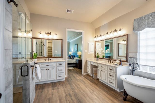 2407 Hendricks Lakes Drive, Spring, TX 77388