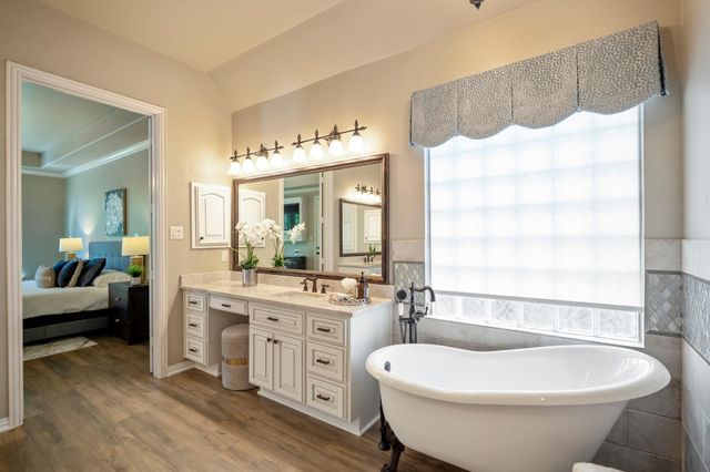 2407 Hendricks Lakes Drive, Spring, TX 77388