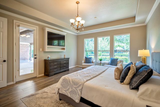 2407 Hendricks Lakes Drive, Spring, TX 77388