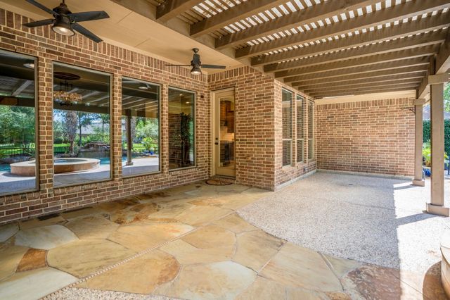 2407 Hendricks Lakes Drive, Spring, TX 77388