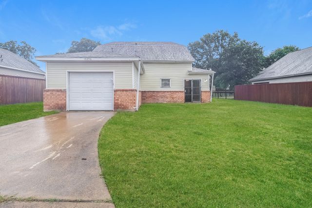 10256 Budtime Lane, Dallas, TX 75217