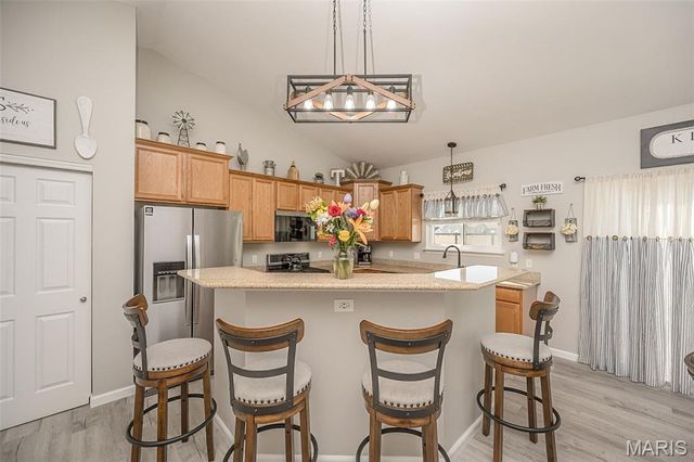 800 Mule Creek Drive, Wentzville, MO 63385