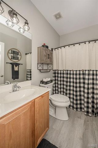 800 Mule Creek Drive, Wentzville, MO 63385