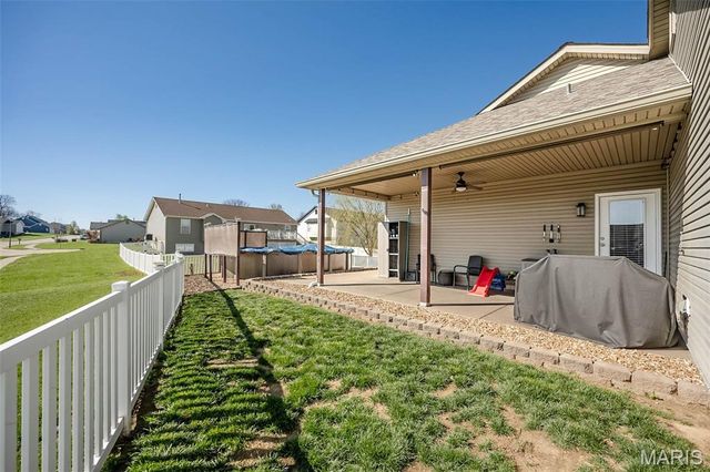 800 Mule Creek Drive, Wentzville, MO 63385