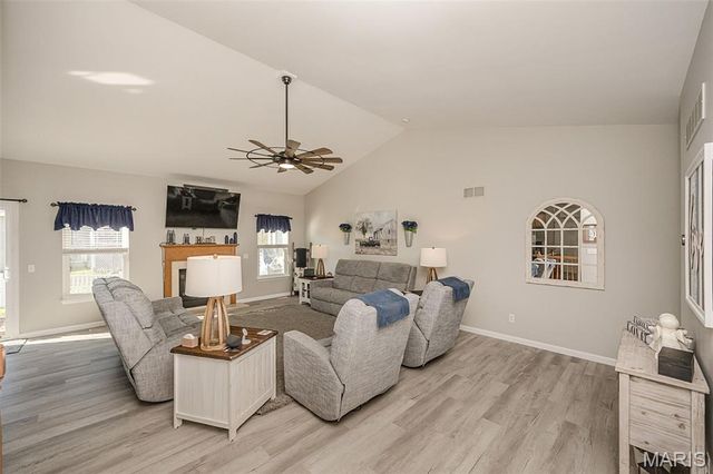 800 Mule Creek Drive, Wentzville, MO 63385