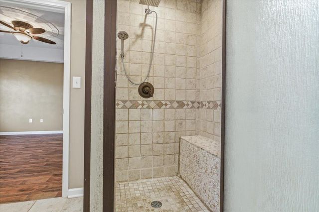 1530 Indian Springs LN, Moneta, VA 24121