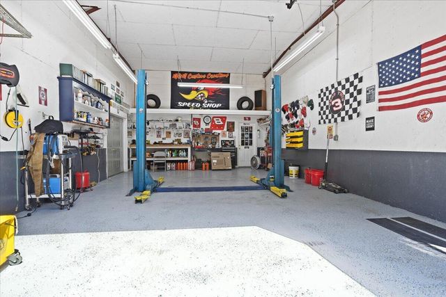 1530 Indian Springs LN, Moneta, VA 24121