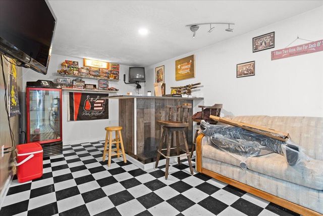 1530 Indian Springs LN, Moneta, VA 24121