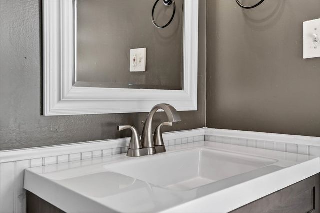 611 W Flint Street, Davison, MI 48423