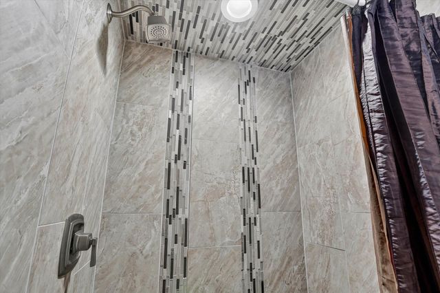 611 W Flint Street, Davison, MI 48423