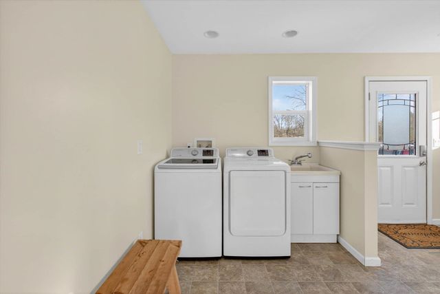 611 W Flint Street, Davison, MI 48423