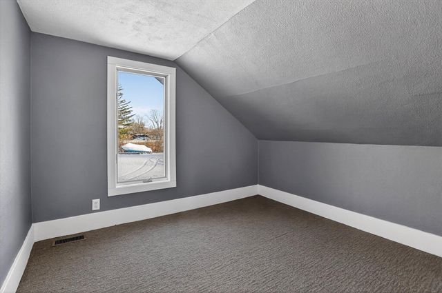 611 W Flint Street, Davison, MI 48423