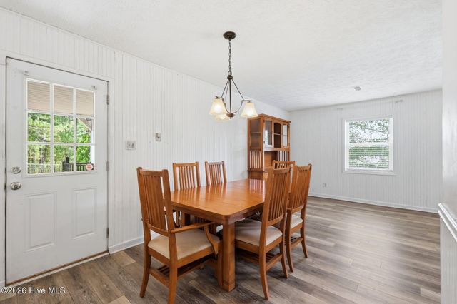 16 Crestview Place, Spring Lake, NC 28390
