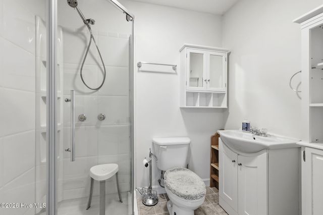 16 Crestview Place, Spring Lake, NC 28390