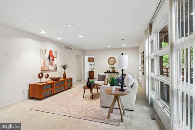 1763 TEAROSE LN, Cherry Hill, NJ 08003
